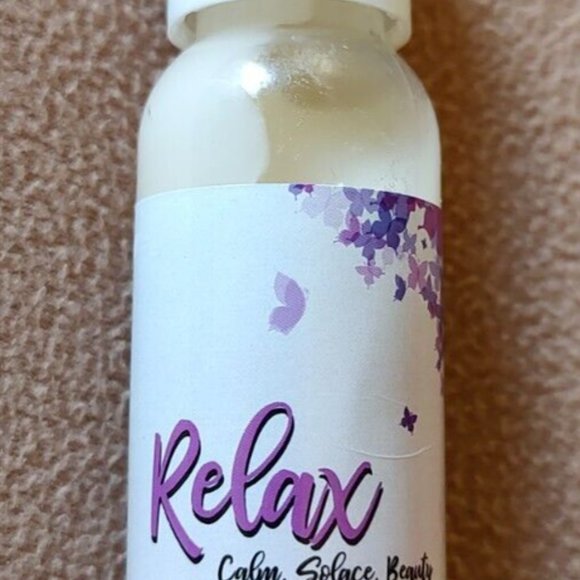 New Breast Cancer Awareness 4 Piece Gift Bag: Emery Board, Lotion, Gel Pack, Bag - Picture 6 of 11